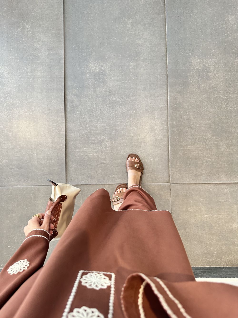 EARTHY
