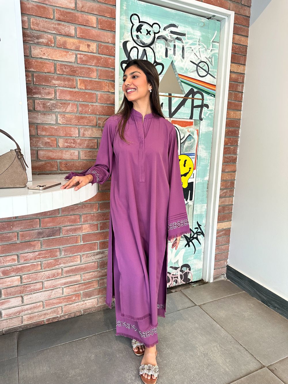 MAUVE