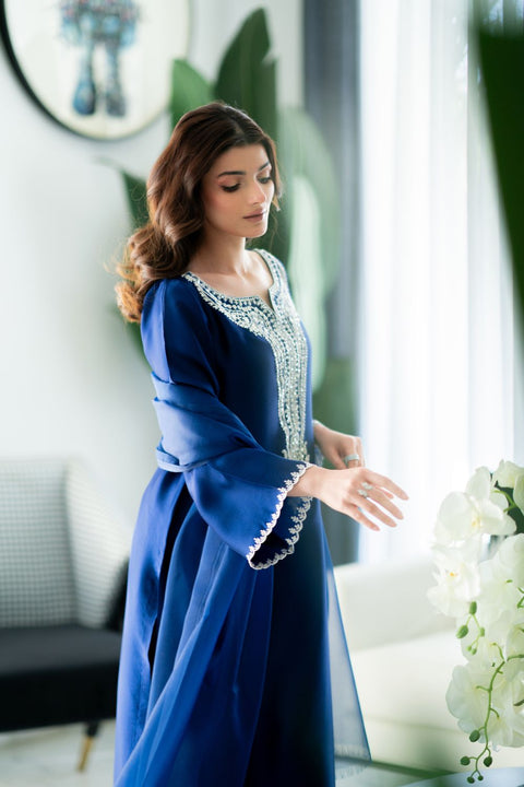 Azul