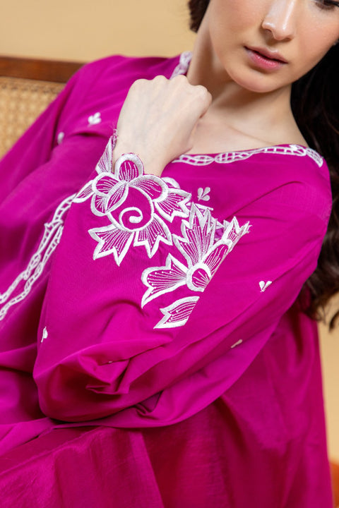 Magenta muse